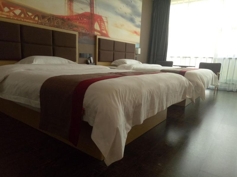 Thank Inn Plus Hotel Jiangxi Fuzhou Jinxi County Government Square Eksteriør billede